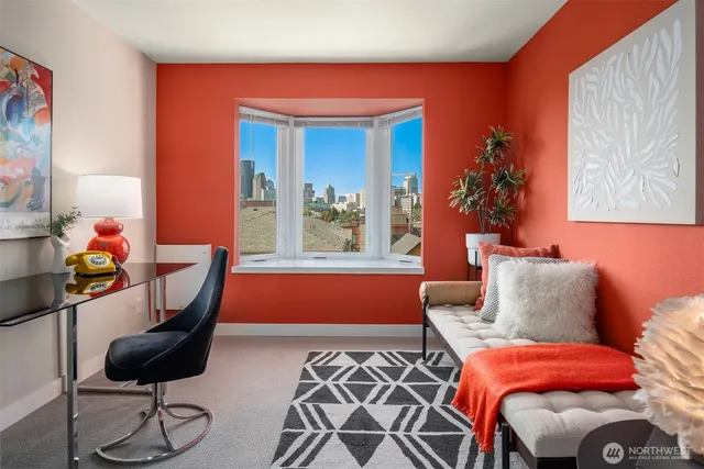 $545,000 | 701 17th Avenue, Unit 305, Seattle, WA 98122