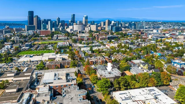 $545,000 | 701 17th Avenue, Unit 305, Seattle, WA 98122