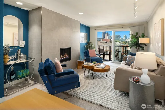 $545,000 | 701 17th Avenue, Unit 305, Seattle, WA 98122