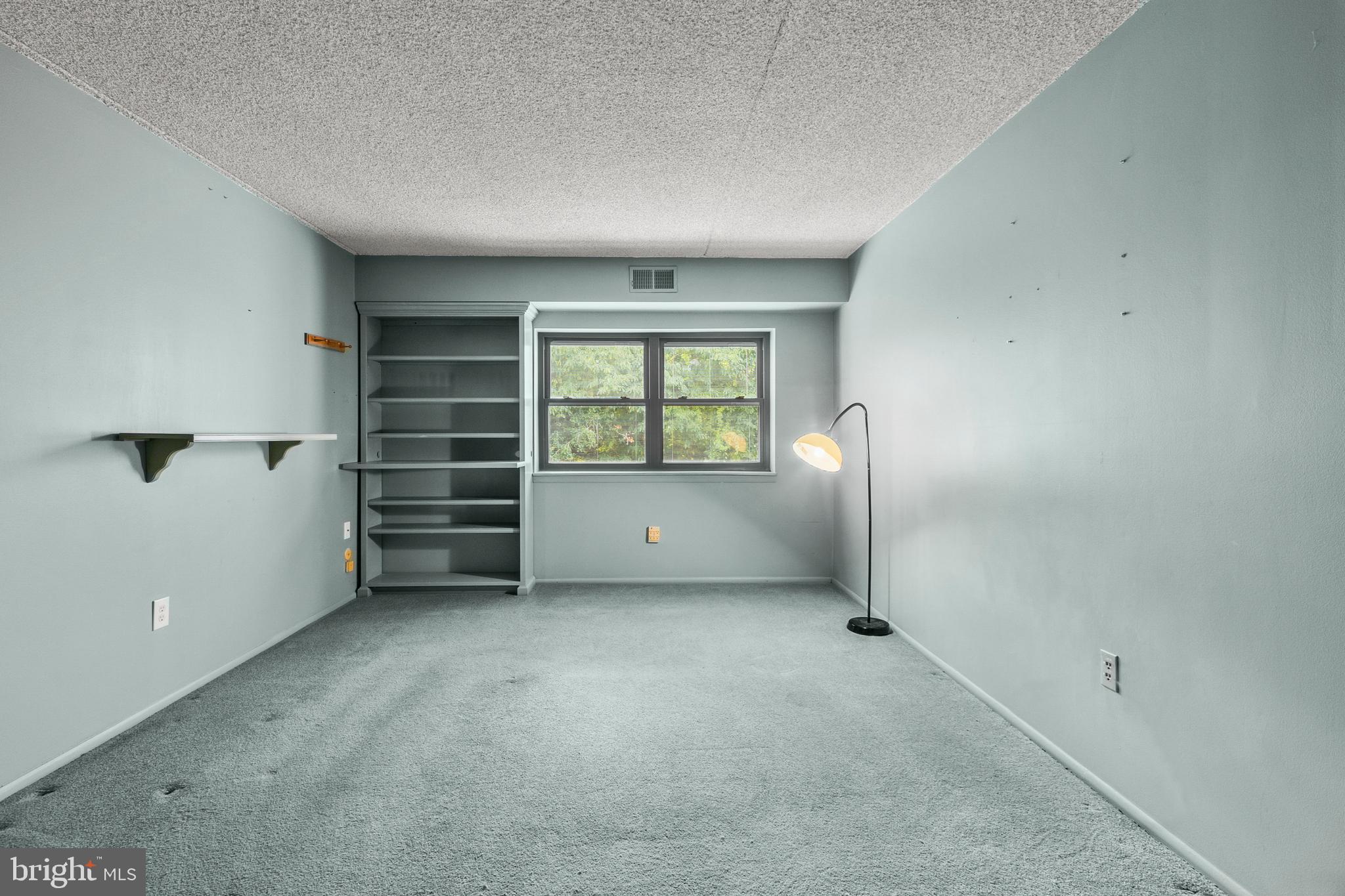 80 Welsh Tract Road, Unit G203 Newark, DE 19713 - Photo 16 of 28 Built Ins and View to Beautiful Outdoors