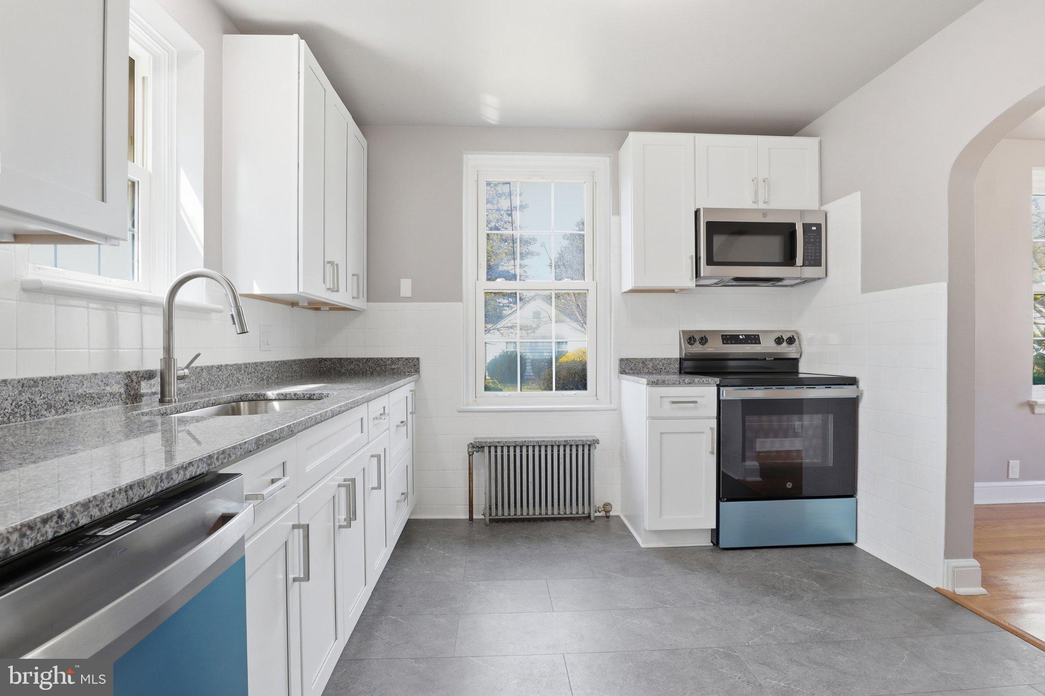 120 Maple Road Harrisburg, PA 17109 - Photo 11 of 53 Bright and modern kitchen space.