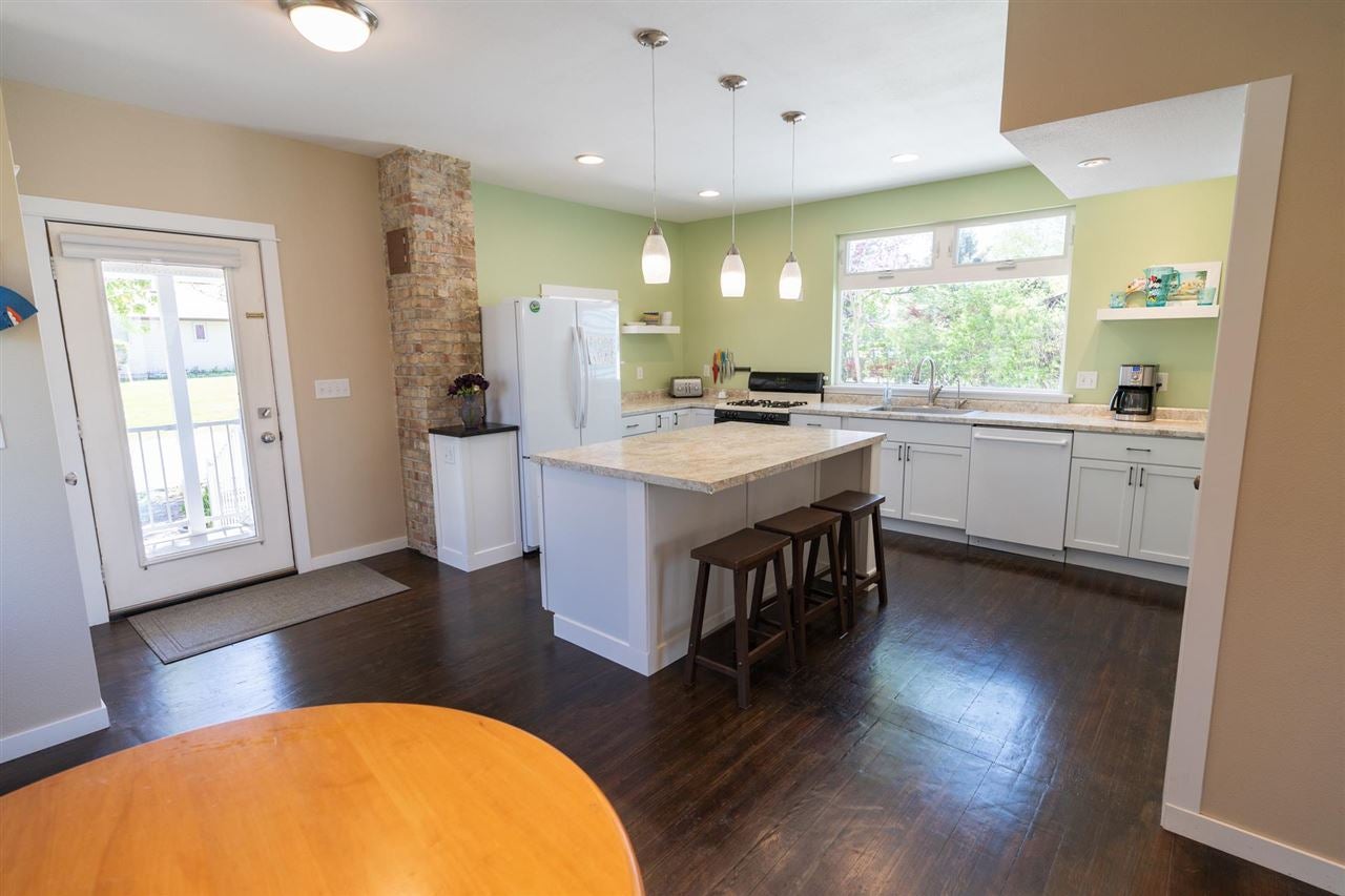 388 Jefferson Street Kalona, IA 52247 - Photo 5 of 48 Gallery Image 5