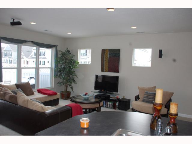 5628 Lantos Road Dublin, OH 43016 - Photo 3 of 16 Gallery Image 3