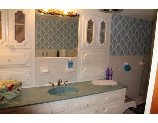 1396 Parker Street Springfield, MA 01129 - Photo 16 of 29 Gallery Image 16