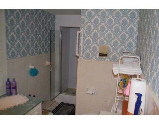 1396 Parker Street Springfield, MA 01129 - Photo 20 of 29 Gallery Image 20