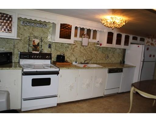 1396 Parker Street Springfield, MA 01129 - Photo 23 of 29 Gallery Image 23
