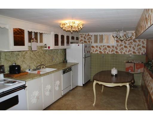 1396 Parker Street Springfield, MA 01129 - Photo 24 of 29 Gallery Image 24