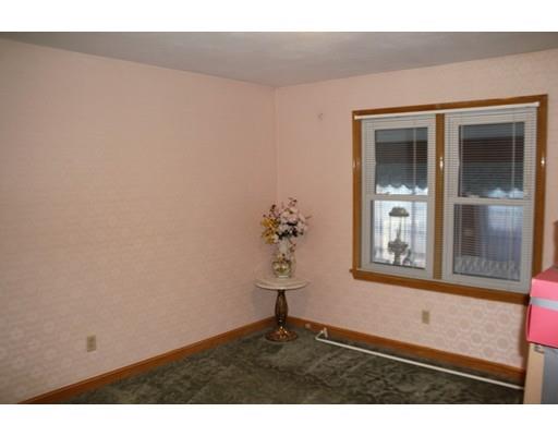 1396 Parker Street Springfield, MA 01129 - Photo 9 of 29 Gallery Image 9