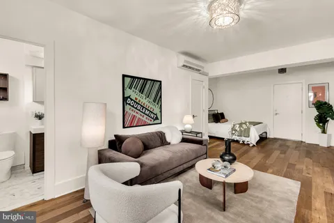 $374,000 | 1910 Kalorama Road Northwest, Unit 302, Washington, DC 20009