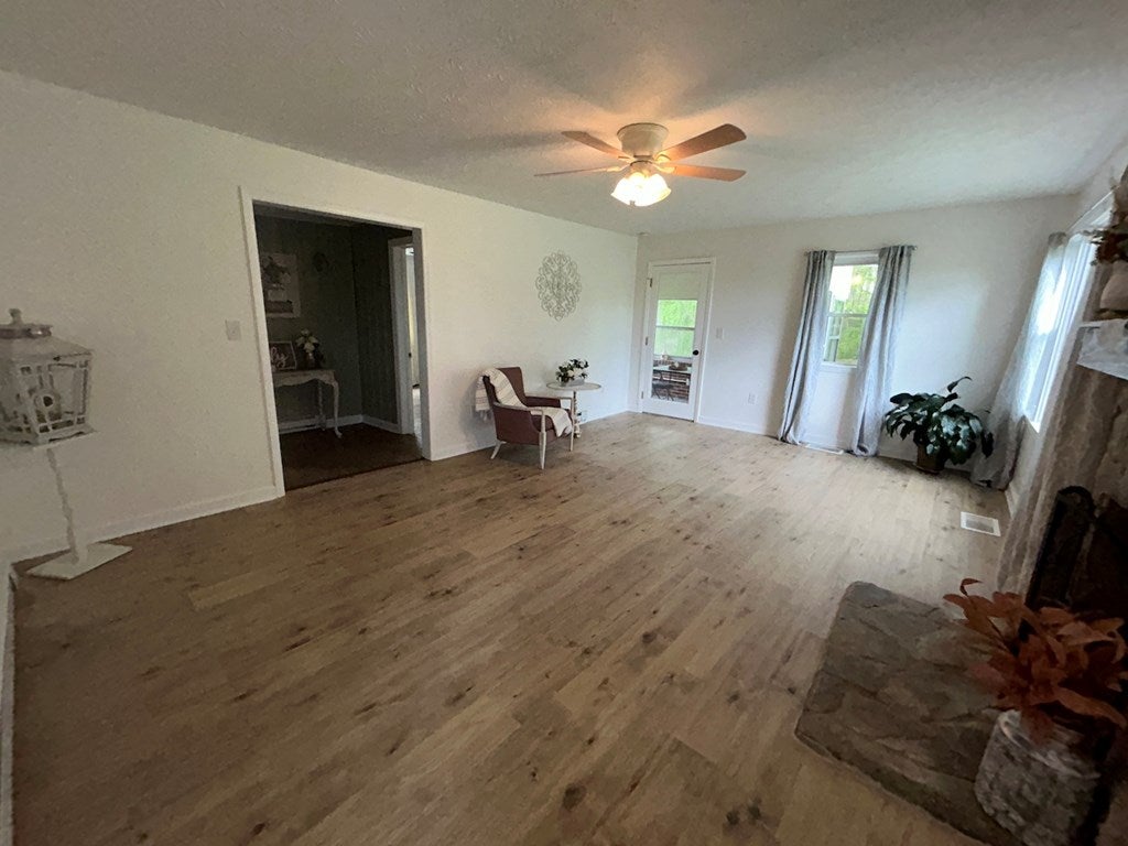 961 Ridge Road Austinville, VA 24312 - Photo 27 of 59 Gallery Image 27