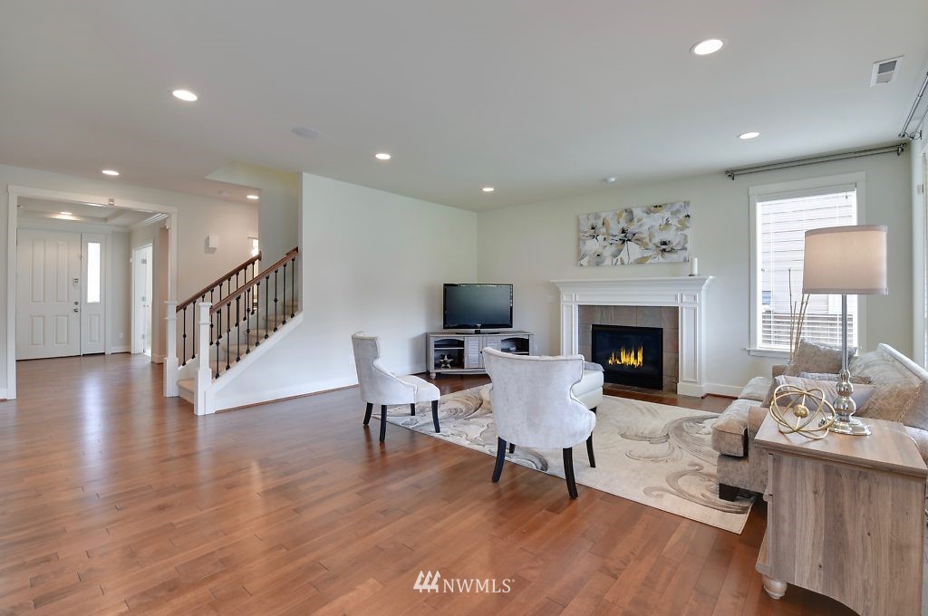 3528 216th Place Southeast Bothell, WA 98021 - Photo 7 of 25