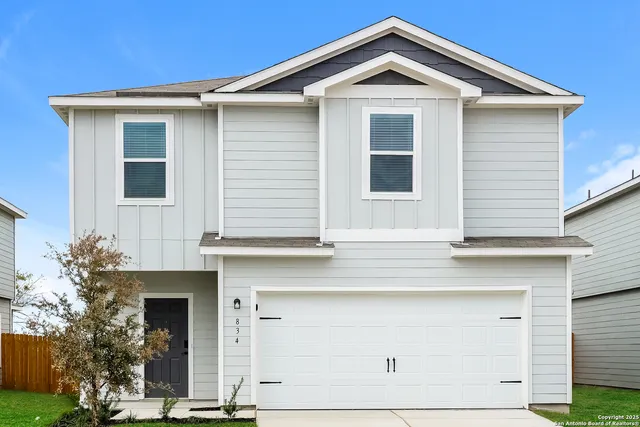 $1,715 | 834 Shady Brook, New Braunfels, TX 78132