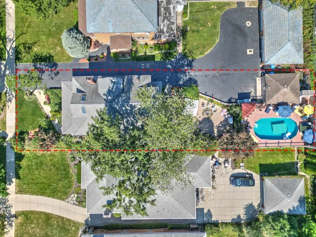 $859,000 | 10127 South Hoyne Avenue, Chicago, IL 60643