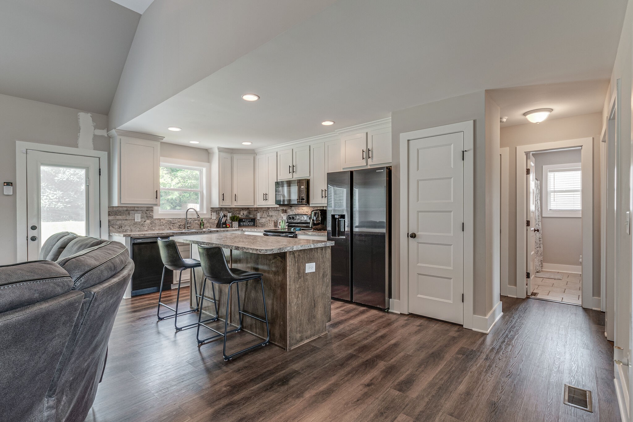 1055 Brummitt Road Castalian Springs, TN 37031 - Photo 11 of 28 Gallery Image 11