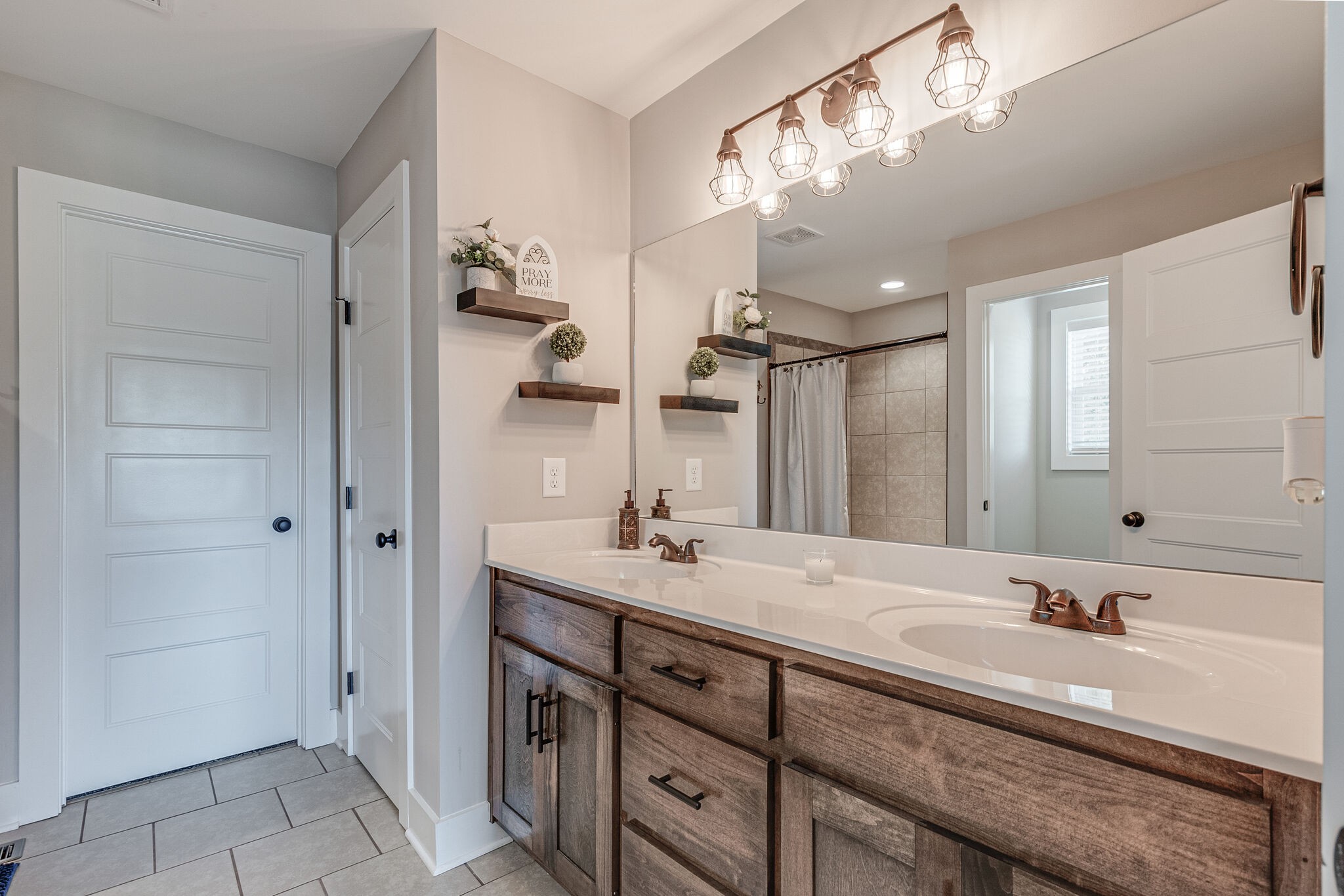 1055 Brummitt Road Castalian Springs, TN 37031 - Photo 17 of 28 Gallery Image 17