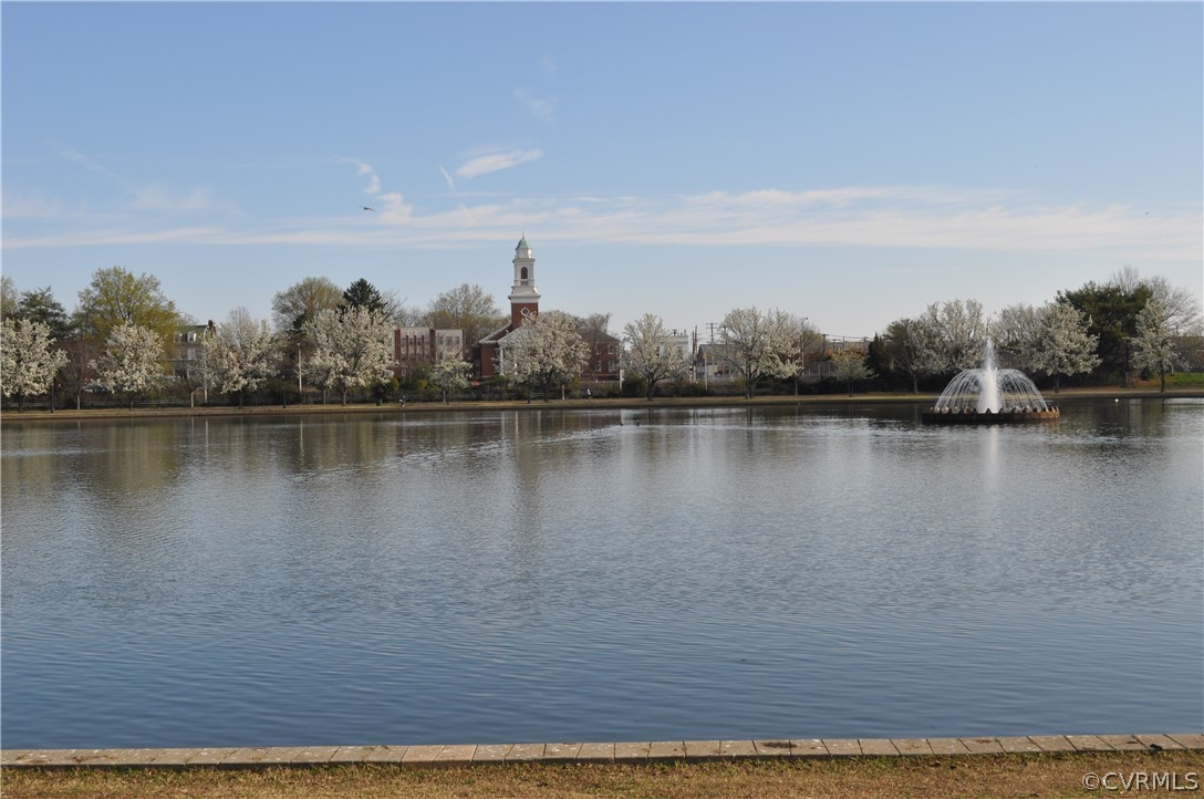 905 Lake Road Richmond, VA 23220 - Photo 47 of 50 a view of a lake with houses in the background