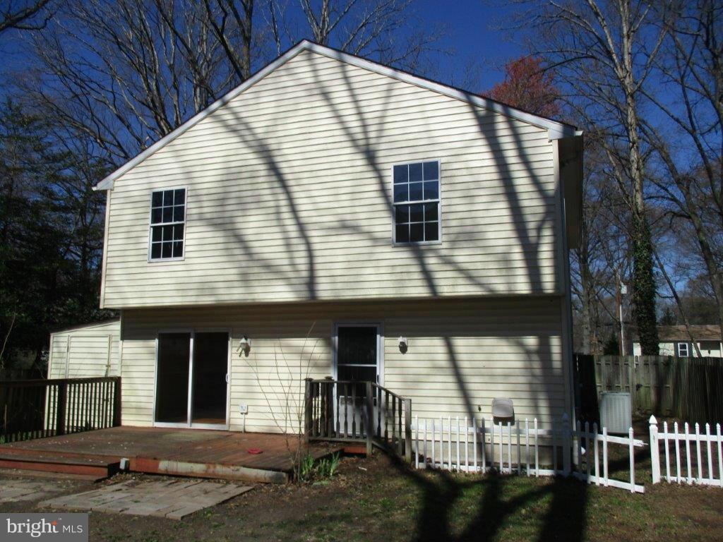 315 Queen Anne Road Pasadena, MD 21122 - Photo 13 of 13 Exterior (Rear)