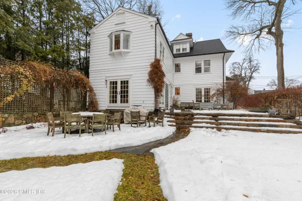 a view of a house with swimming pool