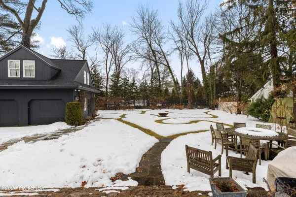 a view of outdoor space yard and patio