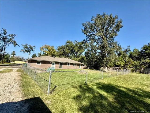 $235,000 | 1153 You Winn Road, Lake Charles, LA 70611
