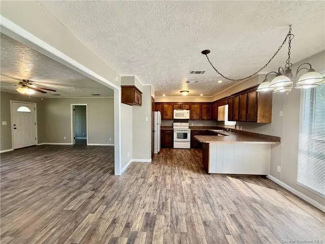 $235,000 | 1153 You Winn Road, Lake Charles, LA 70611