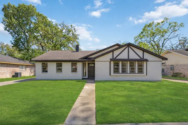 $285,000 | 23222 Earlmist Drive, Spring, TX 77373