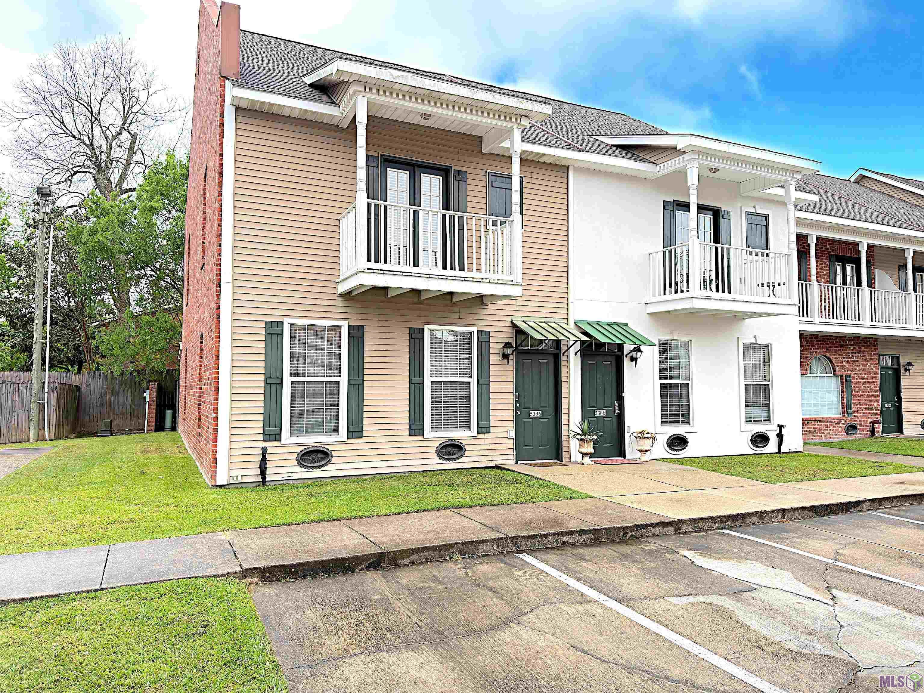 5396 Arlington Court Baton Rouge, LA 70820 - Photo 2 of 16