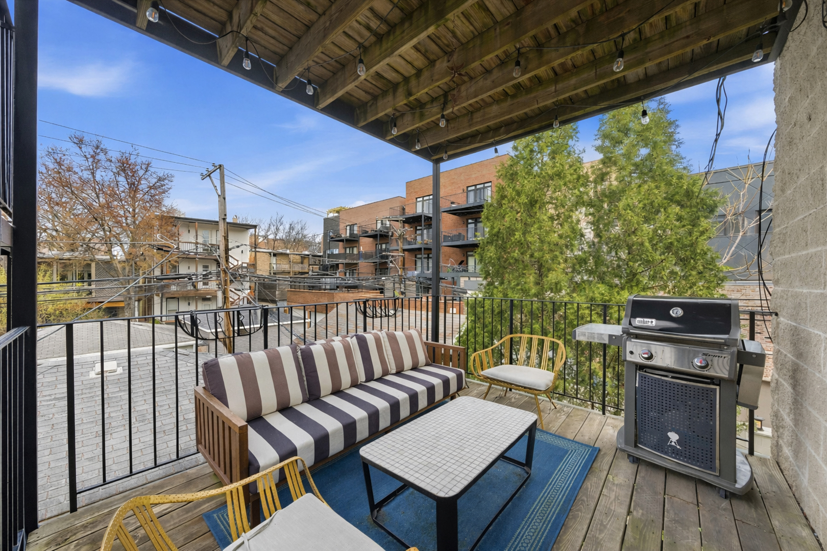 1016 West George Street, Unit 2 Chicago, IL 60657 - Photo 11 of 18 Gallery Image 11