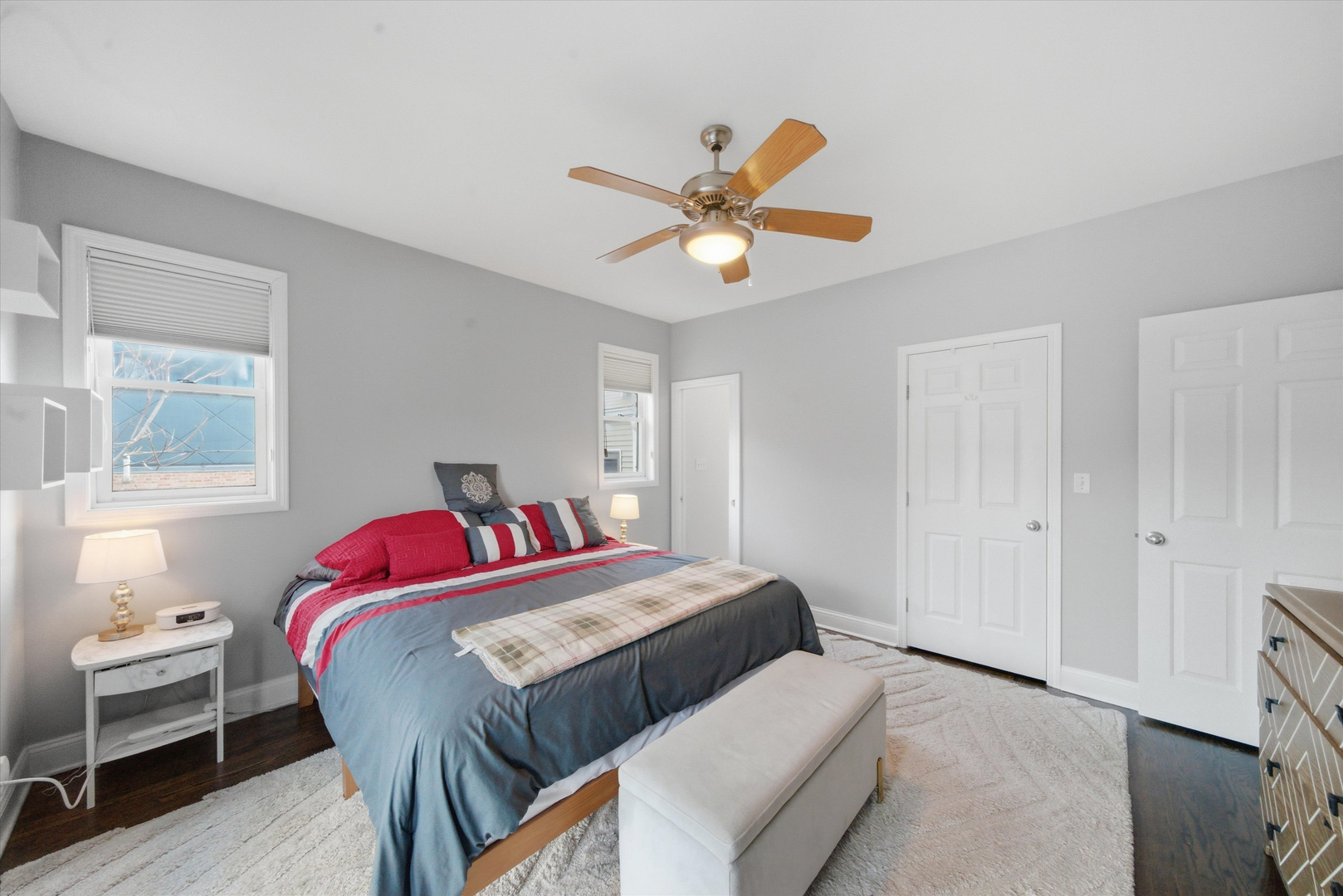 1016 West George Street, Unit 2 Chicago, IL 60657 - Photo 12 of 18 Gallery Image 12