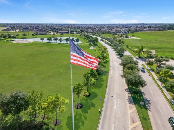 $497,990 | 4511 Whisperwood Drive, Rosenberg, TX 77471