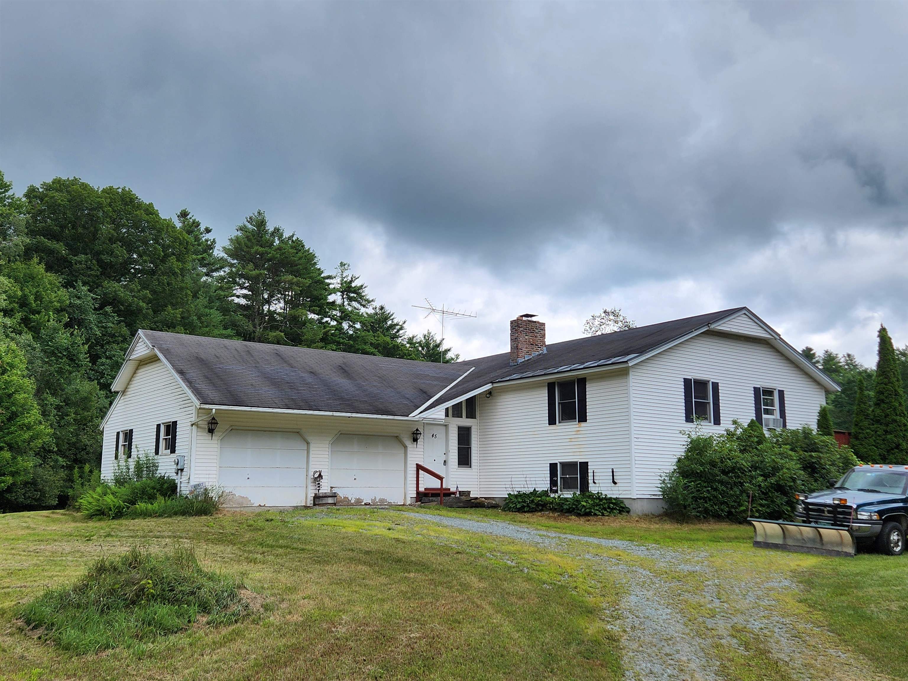 45 Meadowood Drive Castleton, VT 05735 - Photo 1 of 10 Gallery Image 1