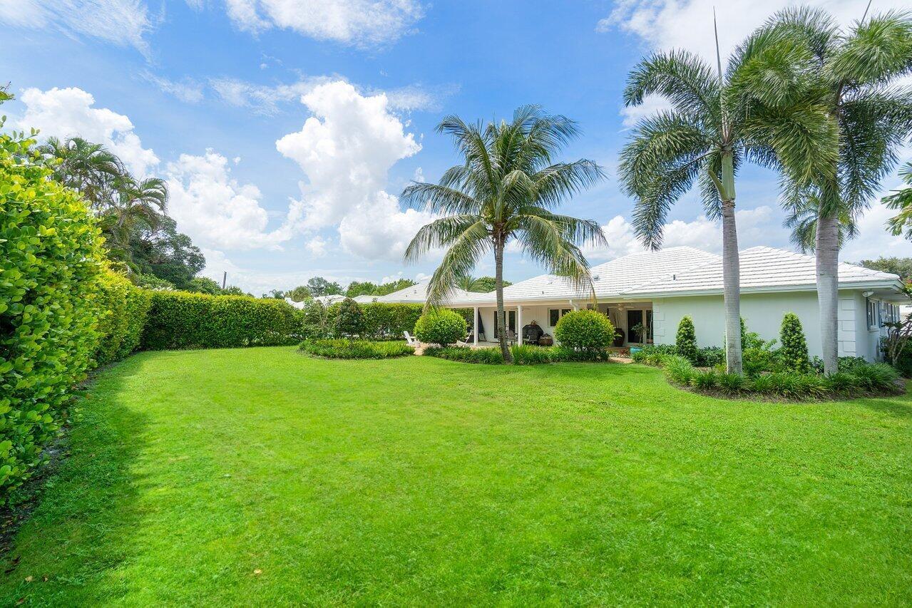 670 Elm Tree Lane Boca Raton, FL 33486 - Photo 33 of 44 a view of a garden