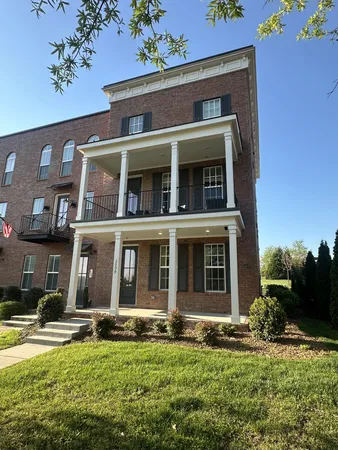 $645,000 | 2099 Tollgate Boulevard, Thompson's Station, TN 37179