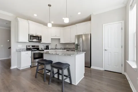 $645,000 | 2099 Tollgate Boulevard, Thompson's Station, TN 37179