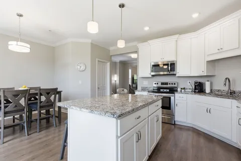 $645,000 | 2099 Tollgate Boulevard, Thompson's Station, TN 37179