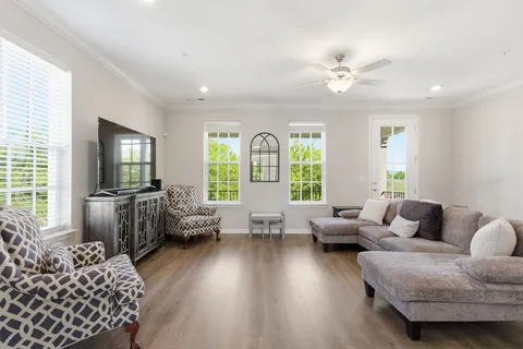 $645,000 | 2099 Tollgate Boulevard, Thompson's Station, TN 37179