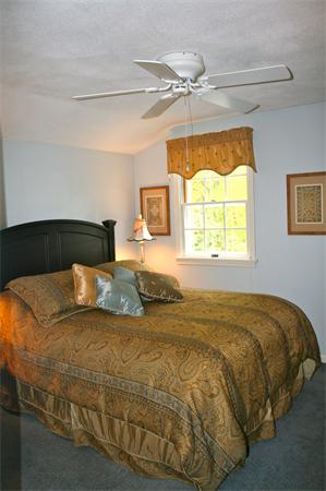35 Trayer Road Canton, MA 02021 - Photo 16 of 20 Gallery Image 16
