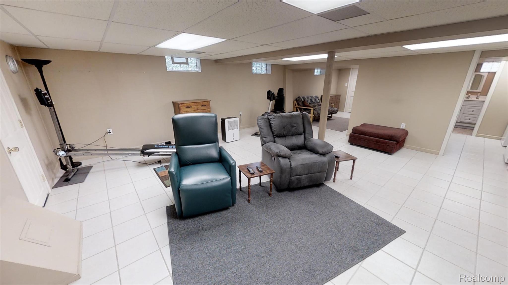 21706 Inkster Road Southfield, MI 48033 - Photo 23 of 34 Inkster-Rd-09172019_210700.jpg