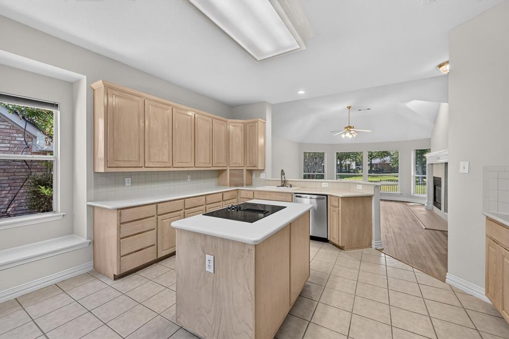 2937 Sunset Ridge McKinney, TX 75072 - Photo 15 of 38 Gallery Image 15