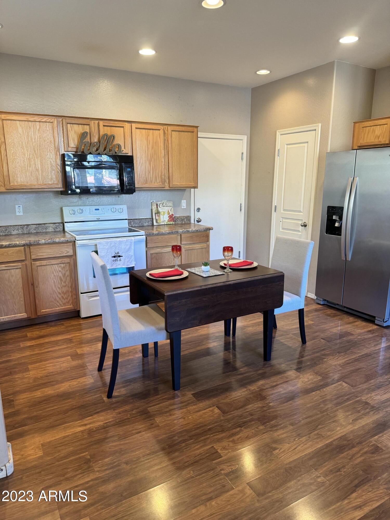 451 South Hawes Road, Unit 7 Mesa, AZ 85208 - Photo 2 of 22 IMG_7978