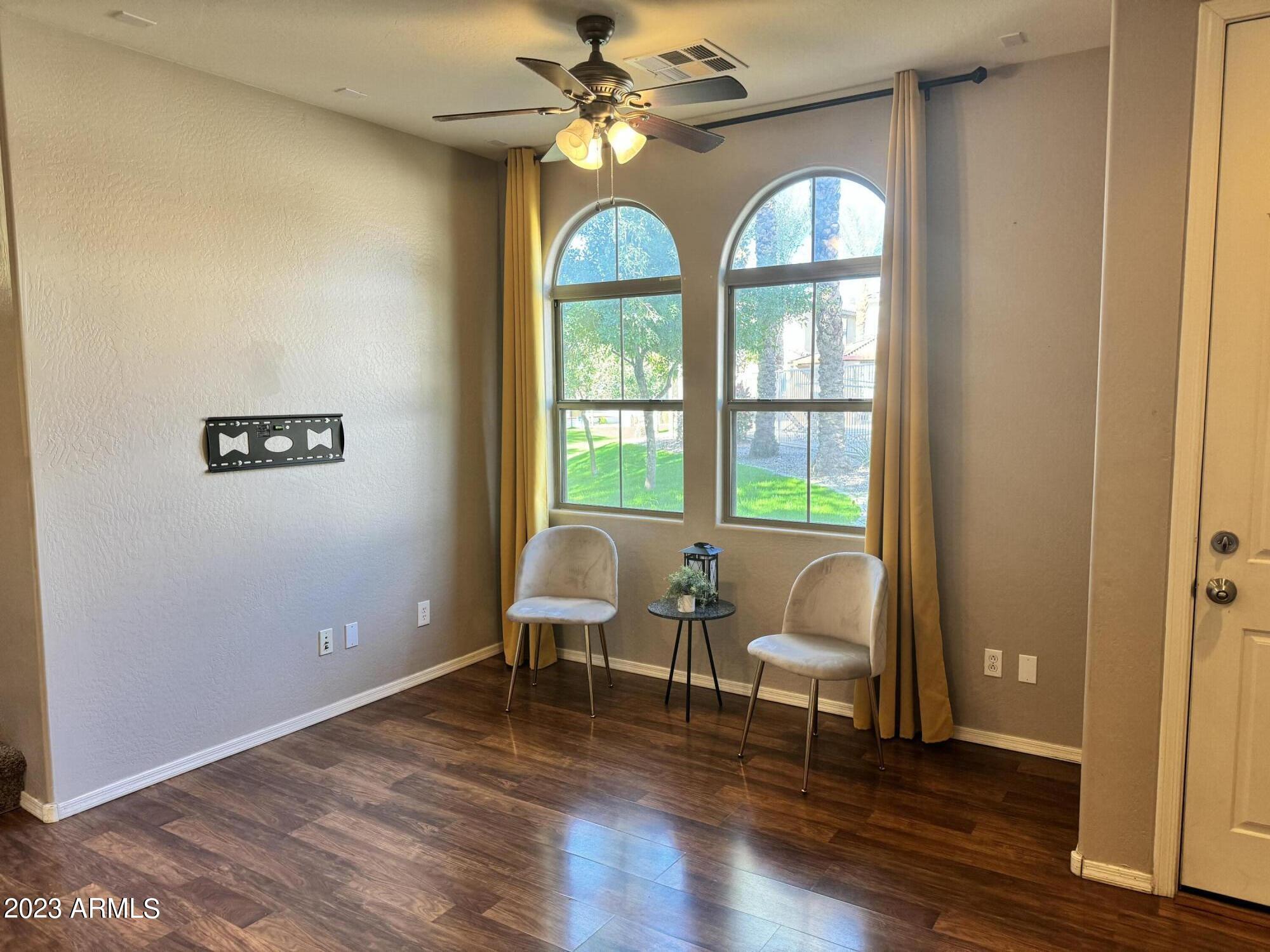 451 South Hawes Road, Unit 7 Mesa, AZ 85208 - Photo 5 of 22 IMG_7982