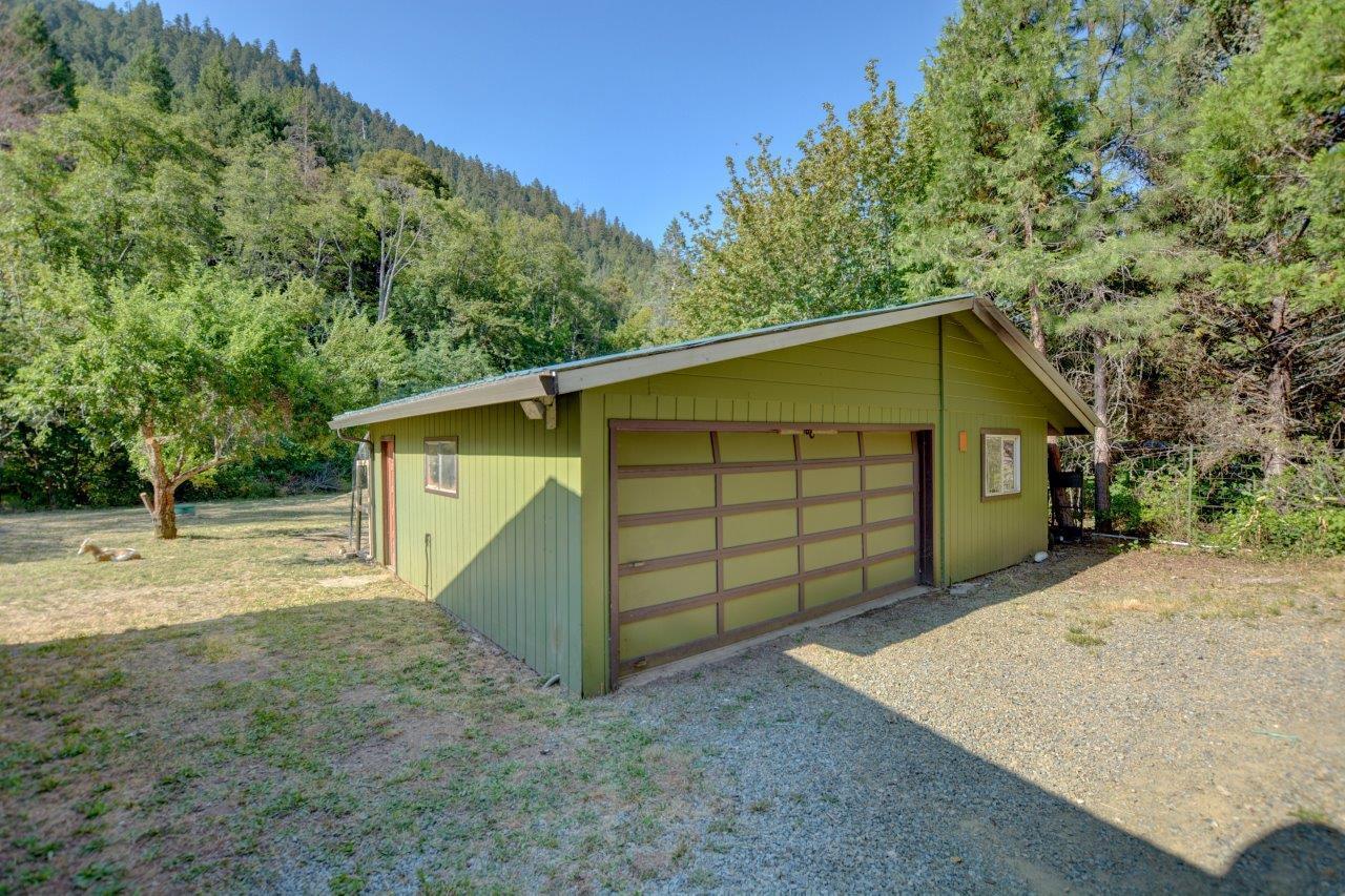3399 Granite Hill Road Grants Pass, OR 97526 - Photo 20 of 30 20