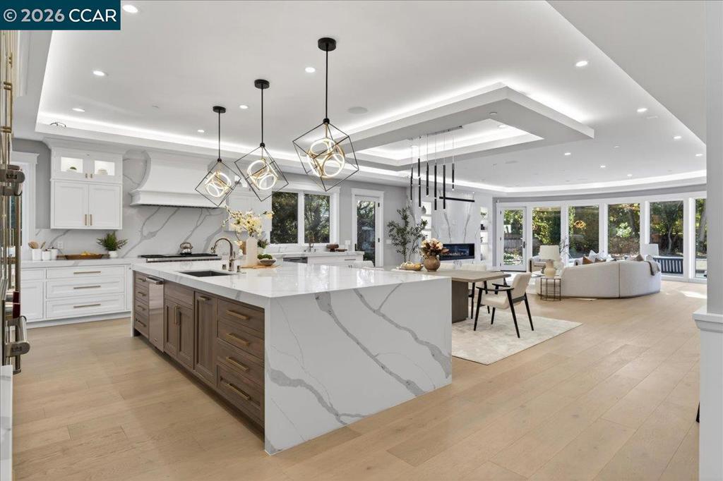 74-74 Middlefield Road Atherton, CA 94027 - Photo 4 of 49