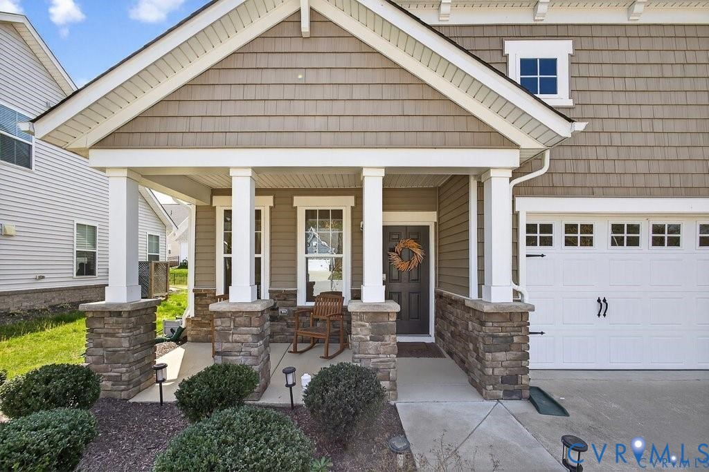 1713 Mainsail Lane Chester, VA 23836 - Photo 4 of 33