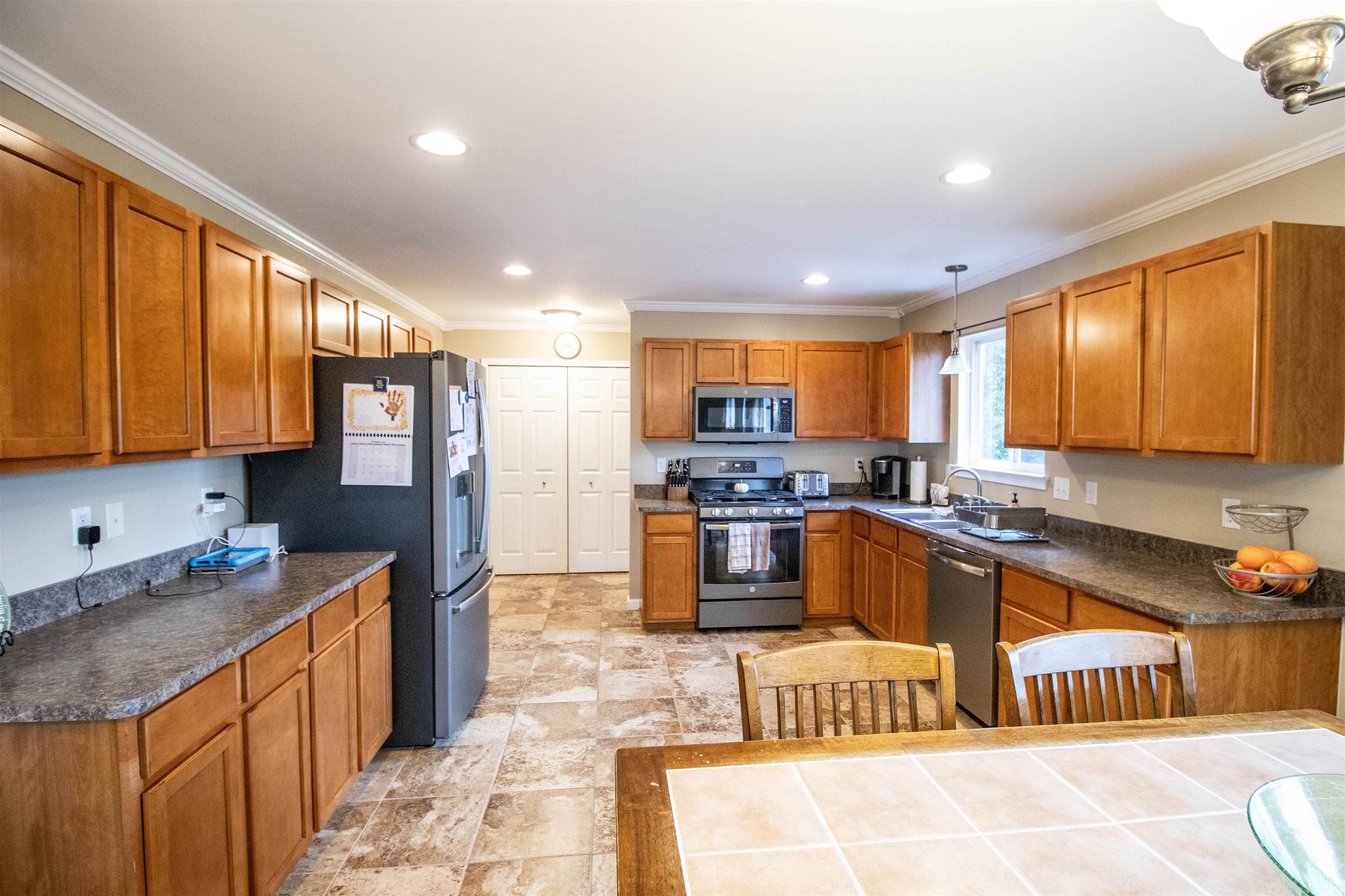 321 Rustic Trail Linden, MI 48451 - Photo 13 of 68 50189063-a6fd82e4-450b-4e86-b947-ff51d5176c44.JPG