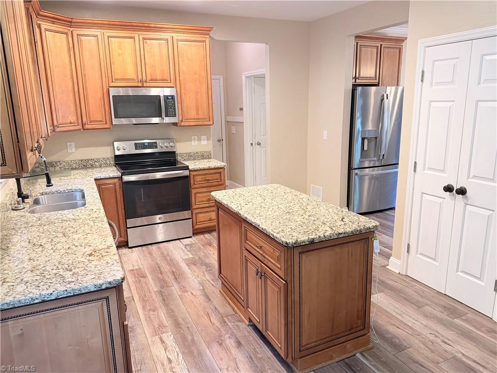 7605 Keating Drive Oak Ridge, NC 27310 - Photo 20 of 50
