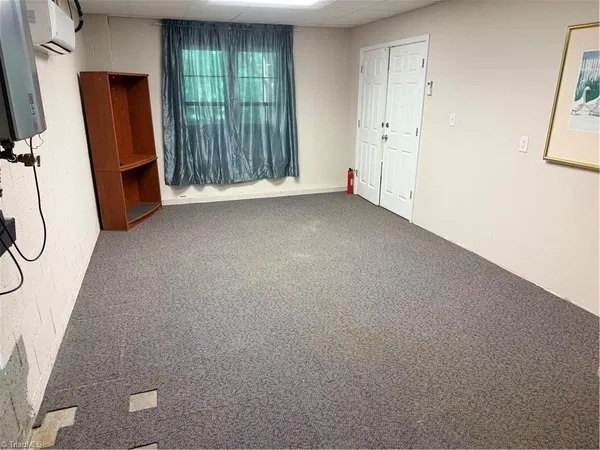 $450,000 | 7605 Keating Drive, Oak Ridge, NC 27310