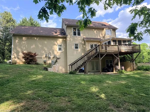 $450,000 | 7605 Keating Drive, Oak Ridge, NC 27310