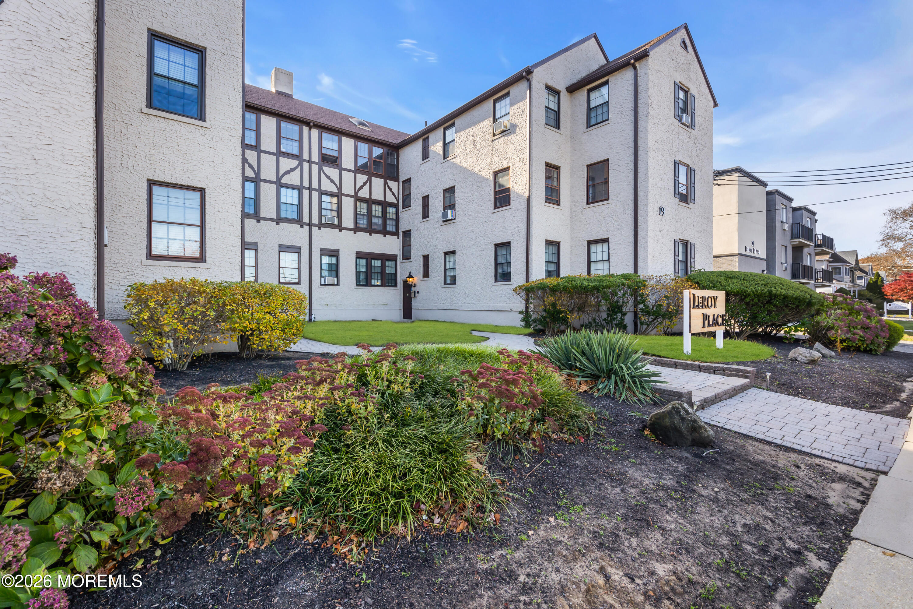 17 Leroy Place, Unit 2B Red Bank, NJ 07701 - Photo 24 of 25 005__f1a1036-1_650