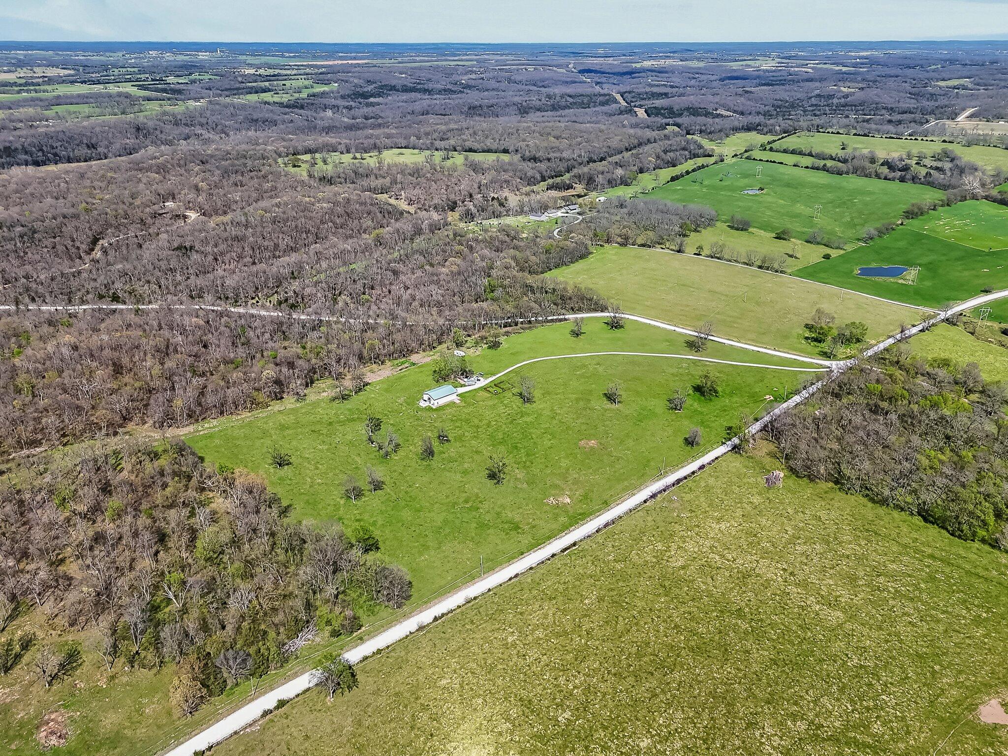 775 East 505th Road Bolivar, MO 65613 - Photo 56 of 59 66-505th-8